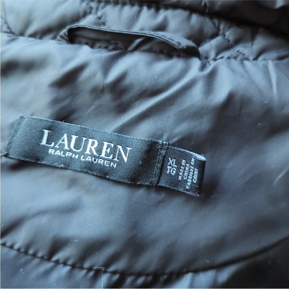 Ralph Lauren Crest Patch Quilted Vest - Picture 5 of 9